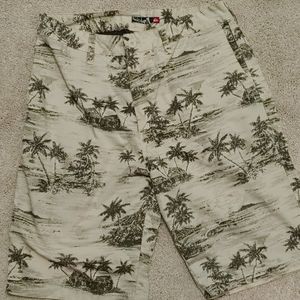 Vintage Quiksilver Hawaiian print walking shorts